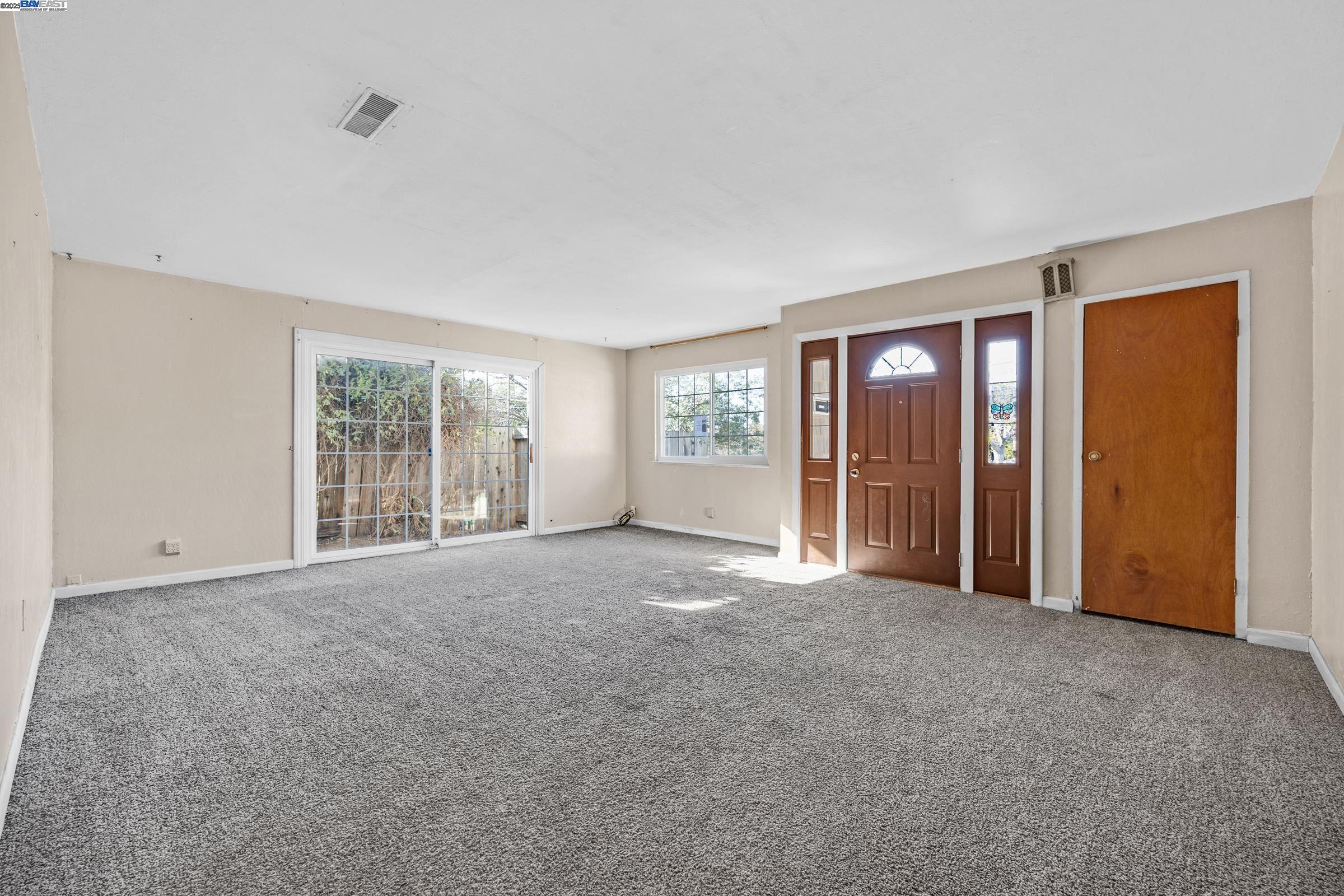 Concord, California, 94521, United States, 4 Bedrooms Bedrooms, ,2 BathroomsBathrooms,Residential,For Sale,1691413