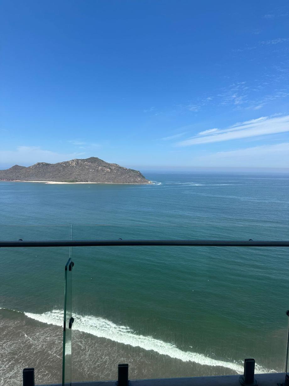 AV CAMARON SABALO, Mazatlán, Sinaloa, 82110, Mexico, 2 Bedrooms Bedrooms, ,2 BathroomsBathrooms,Residential,For Sale,AV CAMARON SABALO,1610570
