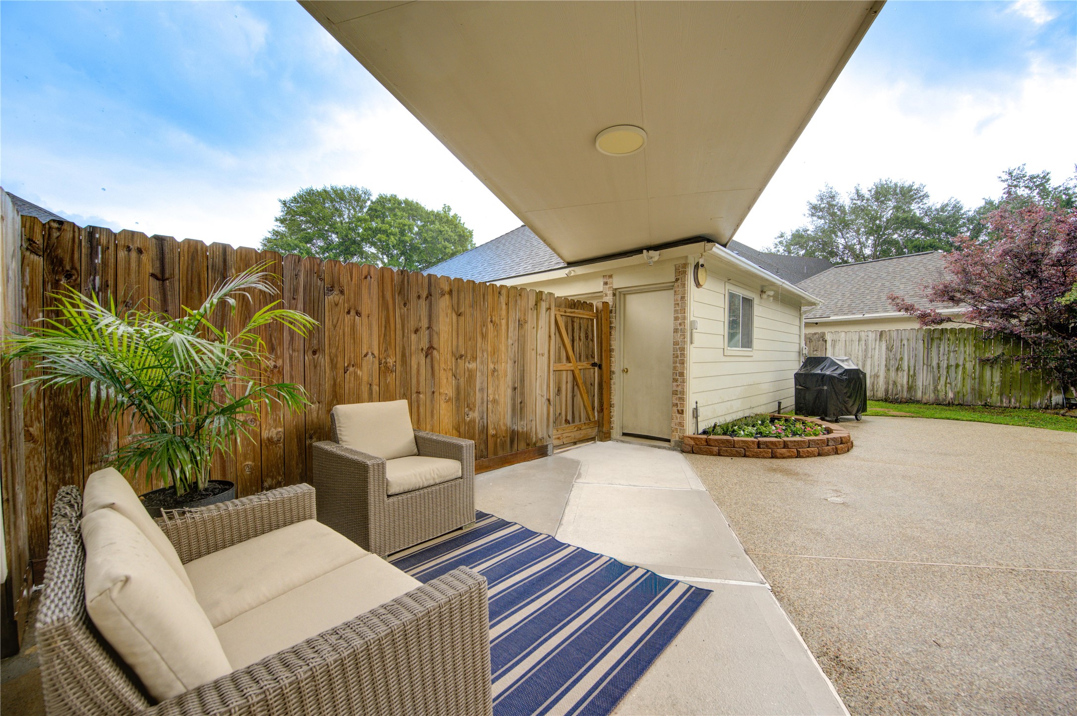  18 Arbor Bend Drive - 物件實景