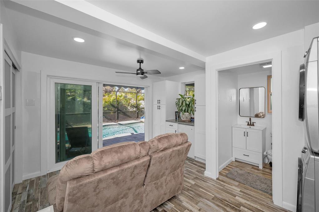 St Pete Beach, Florida, 33706, United States, 3 Bedrooms Bedrooms, ,2 BathroomsBathrooms,Residential,For Sale,1992565