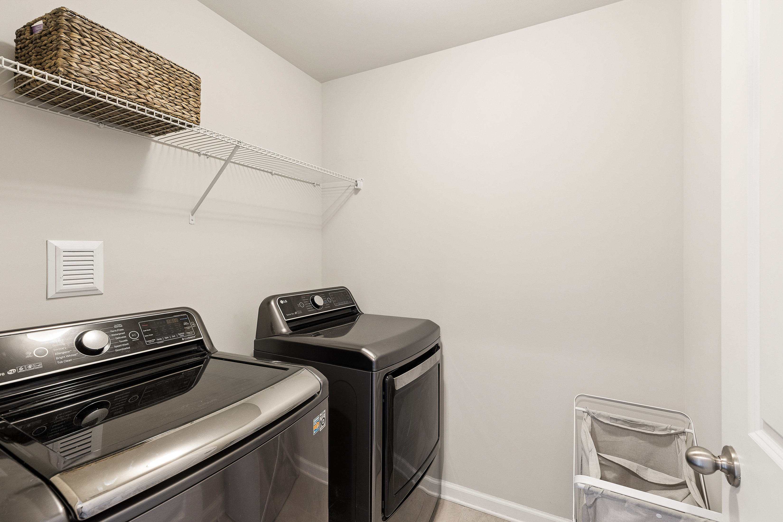  Exceptional Gated Townhome Near Vibrant Downtown Chamblee - 物件實景