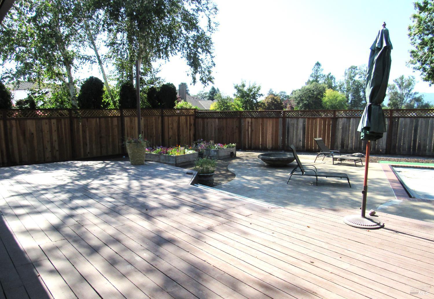 Sonoma, California, 95476, United States, 4 Bedrooms Bedrooms, ,2 BathroomsBathrooms,Residential,For Sale,1975359