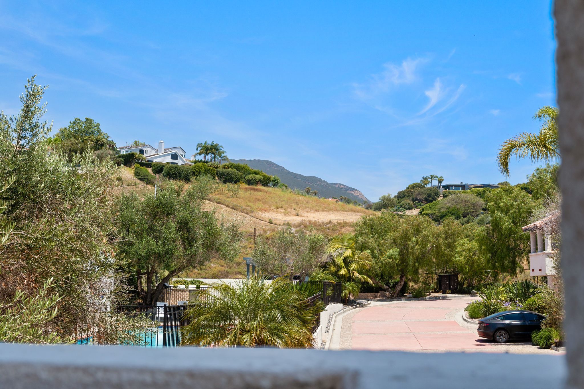  6435   Zumirez Drive, 21 - 物件實景
