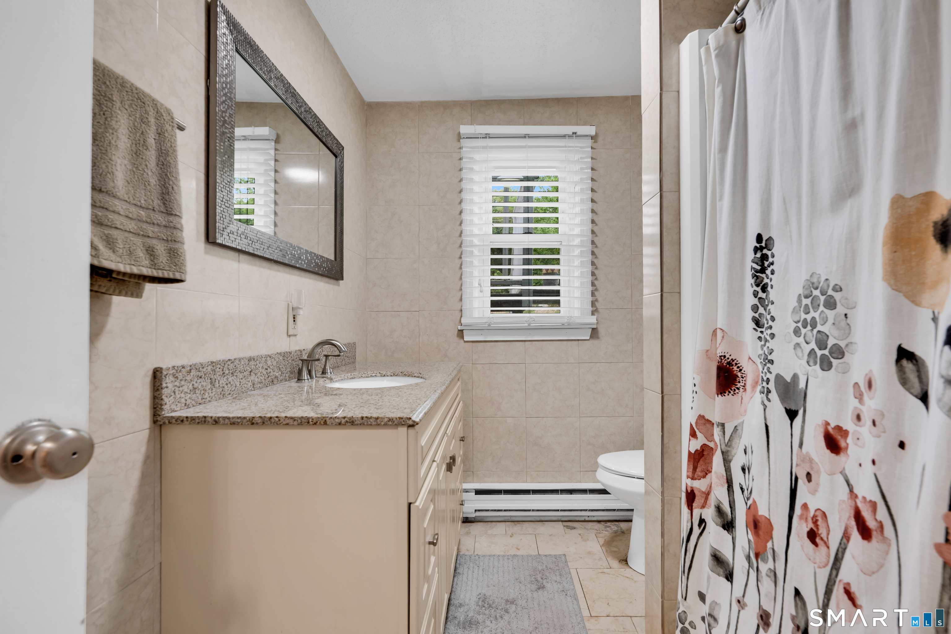 Southington, Connecticut, 06489, United States, 4 Bedrooms Bedrooms, ,3 BathroomsBathrooms,Residential,For Sale,2048016