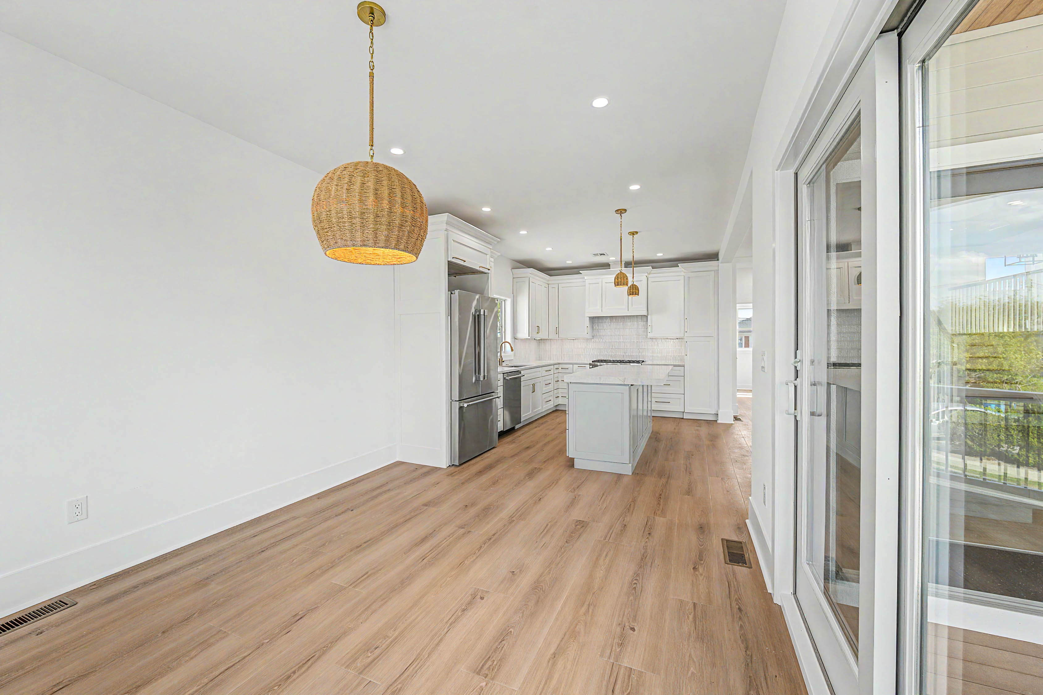  323 N Huntington - 物件實景