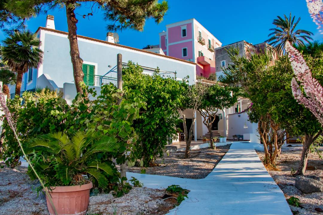Ponza, Latina, 04027, IT, 7 Bedrooms Bedrooms, ,5 BathroomsBathrooms,Residential,For Sale,1761786