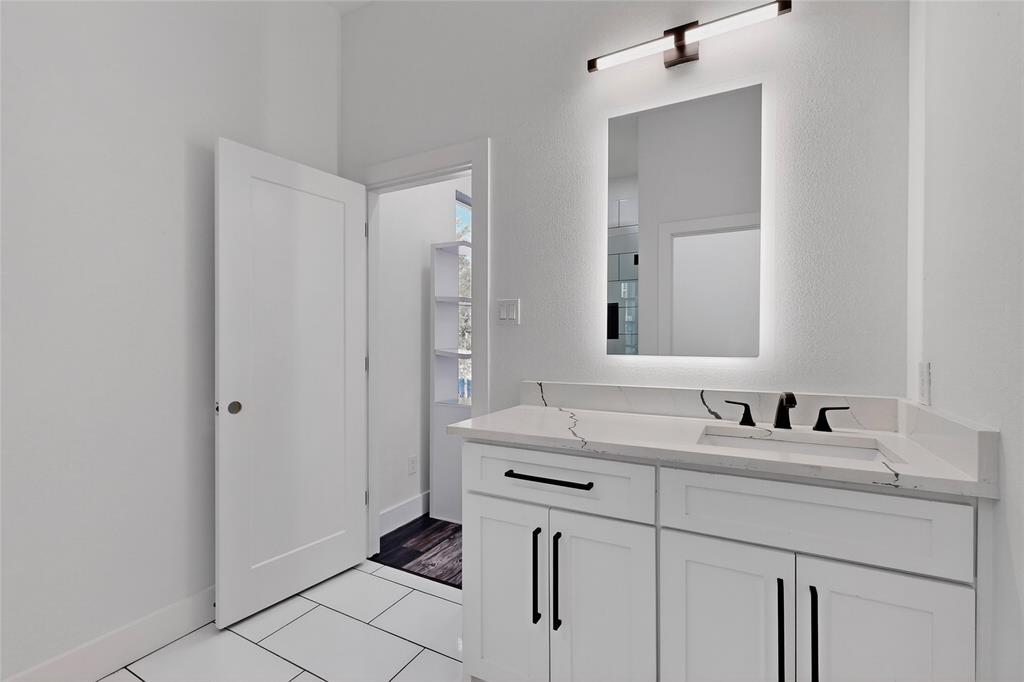 Dallas, Texas, 75223, United States, 6 Bedrooms Bedrooms, ,6 BathroomsBathrooms,Residential,For Sale,1993905