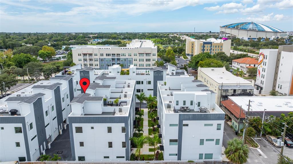 St Petersburg, Florida, 33701, United States, 2 Bedrooms Bedrooms, ,3 BathroomsBathrooms,Residential,For Sale,1994589