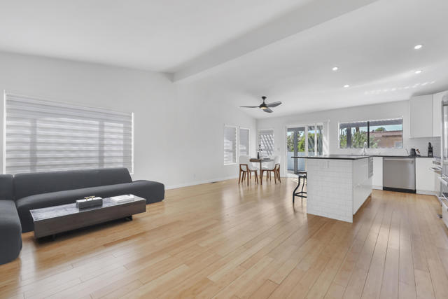 Palm Desert, California, 92211, United States, 3 Bedrooms Bedrooms, ,1 BathroomBathrooms,Residential,For Sale,1983389