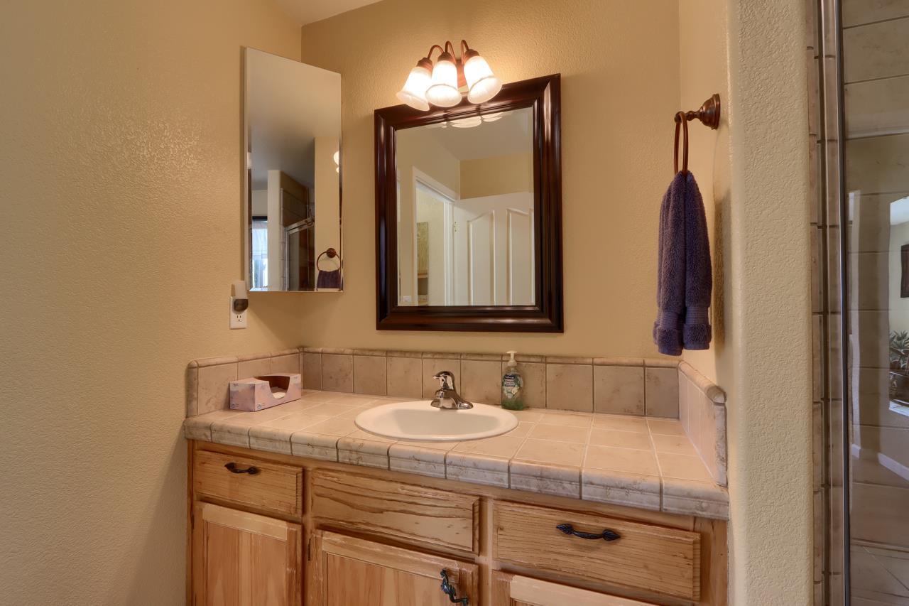 Mariposa, California, 95338, United States, 3 Bedrooms Bedrooms, ,2 BathroomsBathrooms,Residential,For Sale,1974178