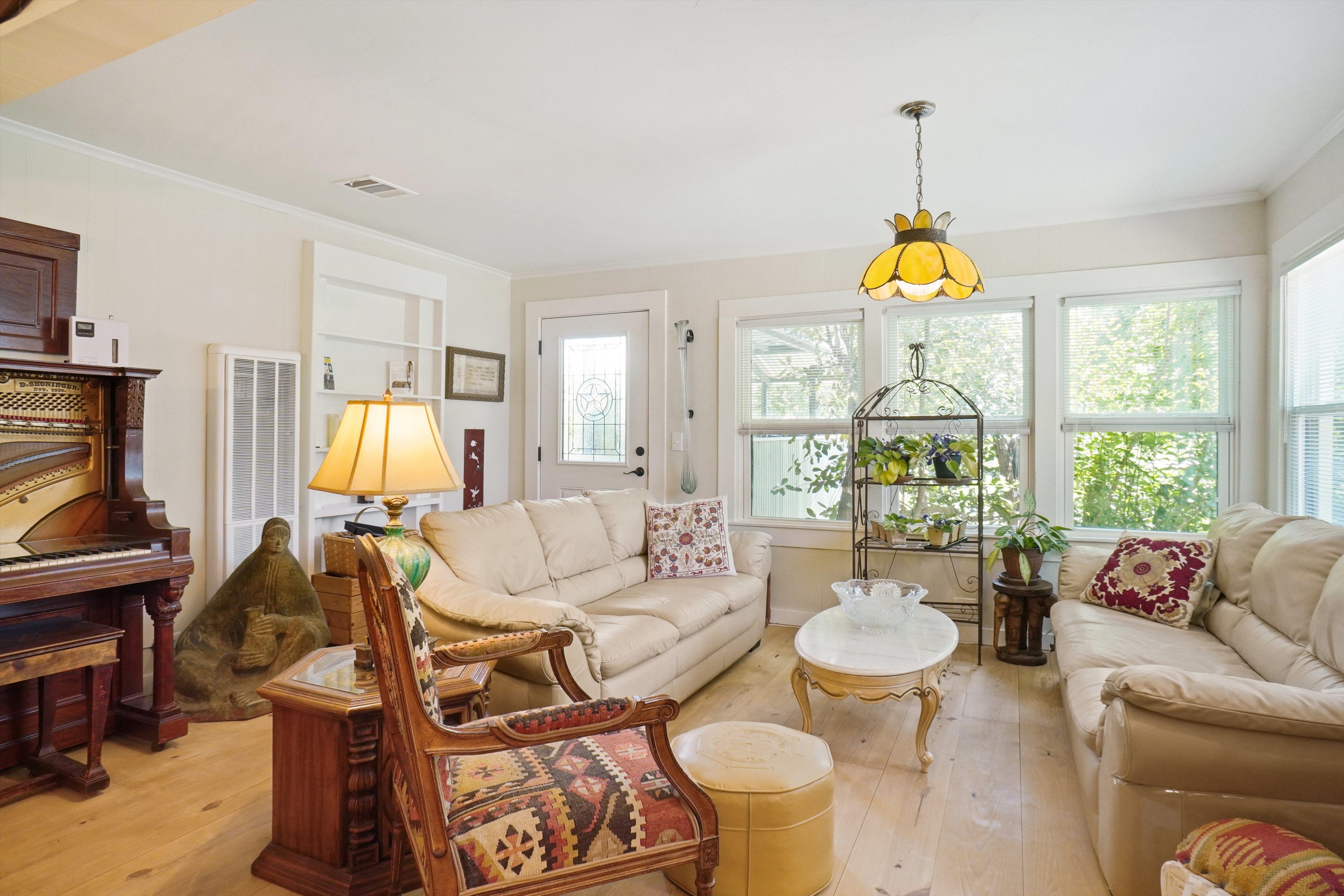 Lake Bridgeport, Texas, 76426, United States, 3 Bedrooms Bedrooms, ,3 BathroomsBathrooms,Residential,For Sale,1989947