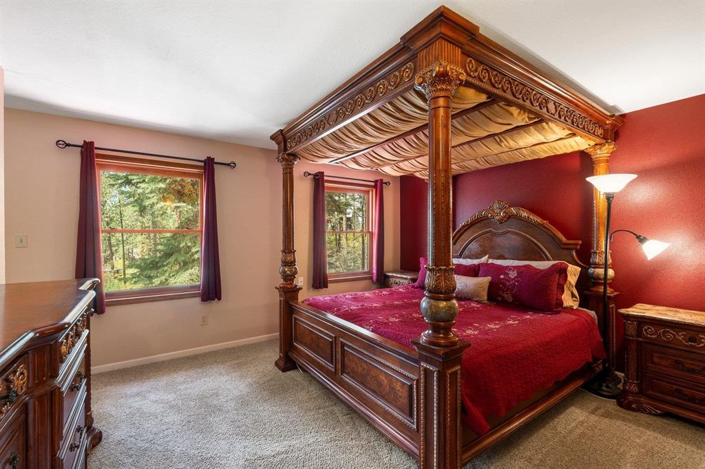 Durango, Colorado, 81301, United States, 3 Bedrooms Bedrooms, ,3 BathroomsBathrooms,Residential,For Sale,1836848