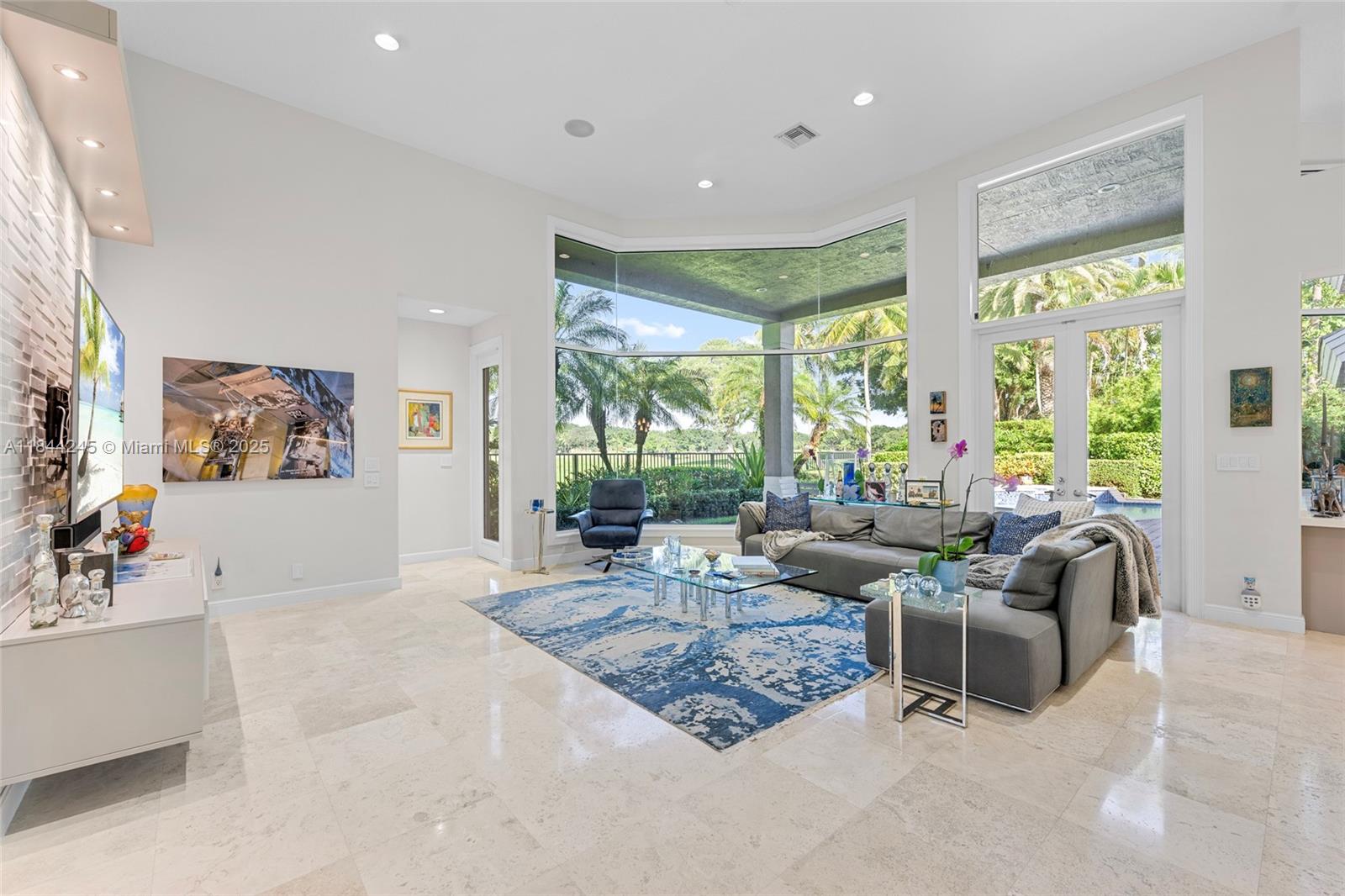 Weston, Florida, 33327, United States, 5 Bedrooms Bedrooms, ,4 BathroomsBathrooms,Residential,For Sale,1901974