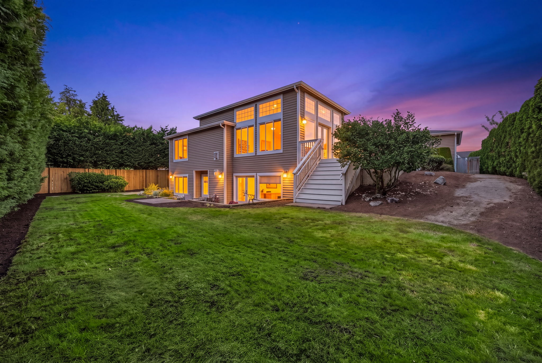  9671 Evergreen Drive, Bellevue, WA 98004 - 物件實景