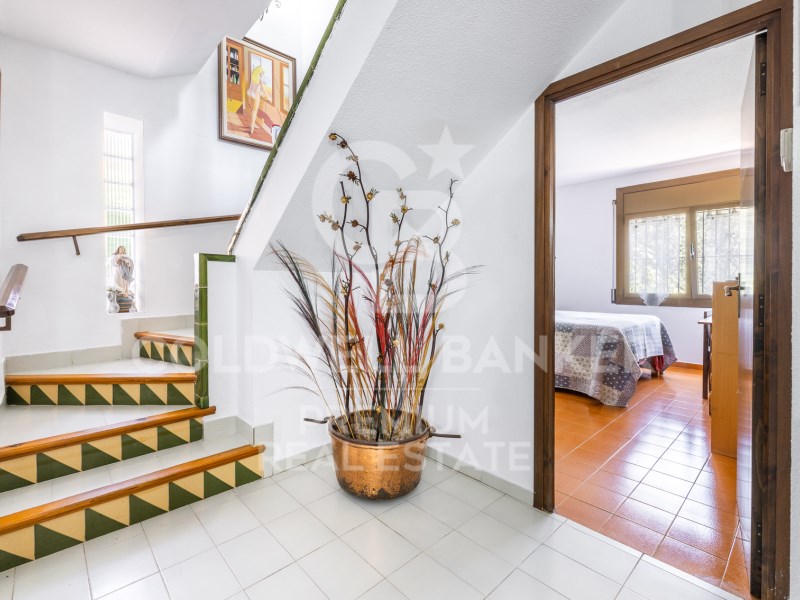 Sant Cugat del Vallès, Catalonia, ES, 5 Bedrooms Bedrooms, ,2 BathroomsBathrooms,Residential,For Sale,1759701