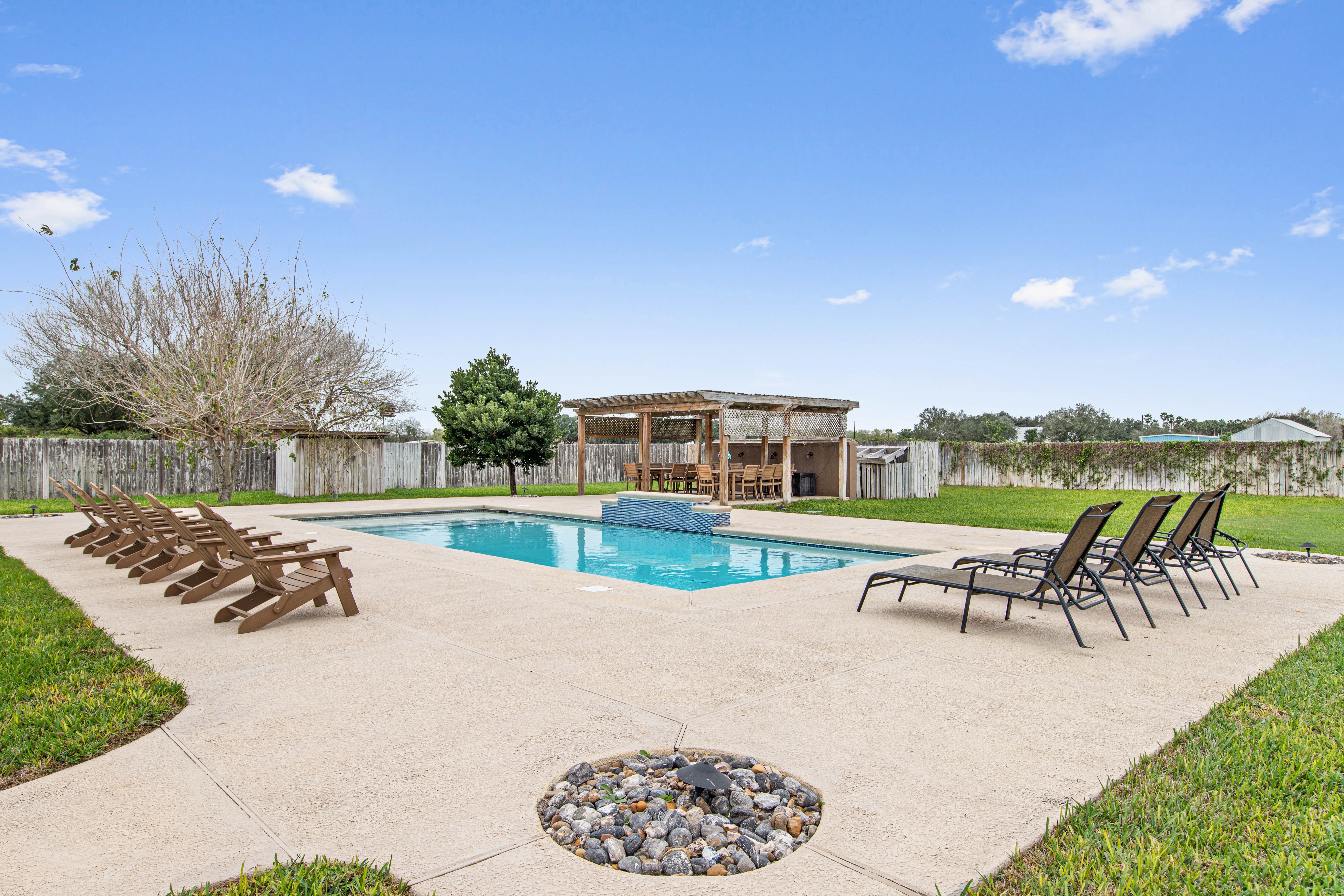 14847 Valencia Circle South, Harlingen, Texas, 78552, United States, 5 Bedrooms Bedrooms, ,7 BathroomsBathrooms,Residential,For Sale,14847 Valencia Circle South,1683740