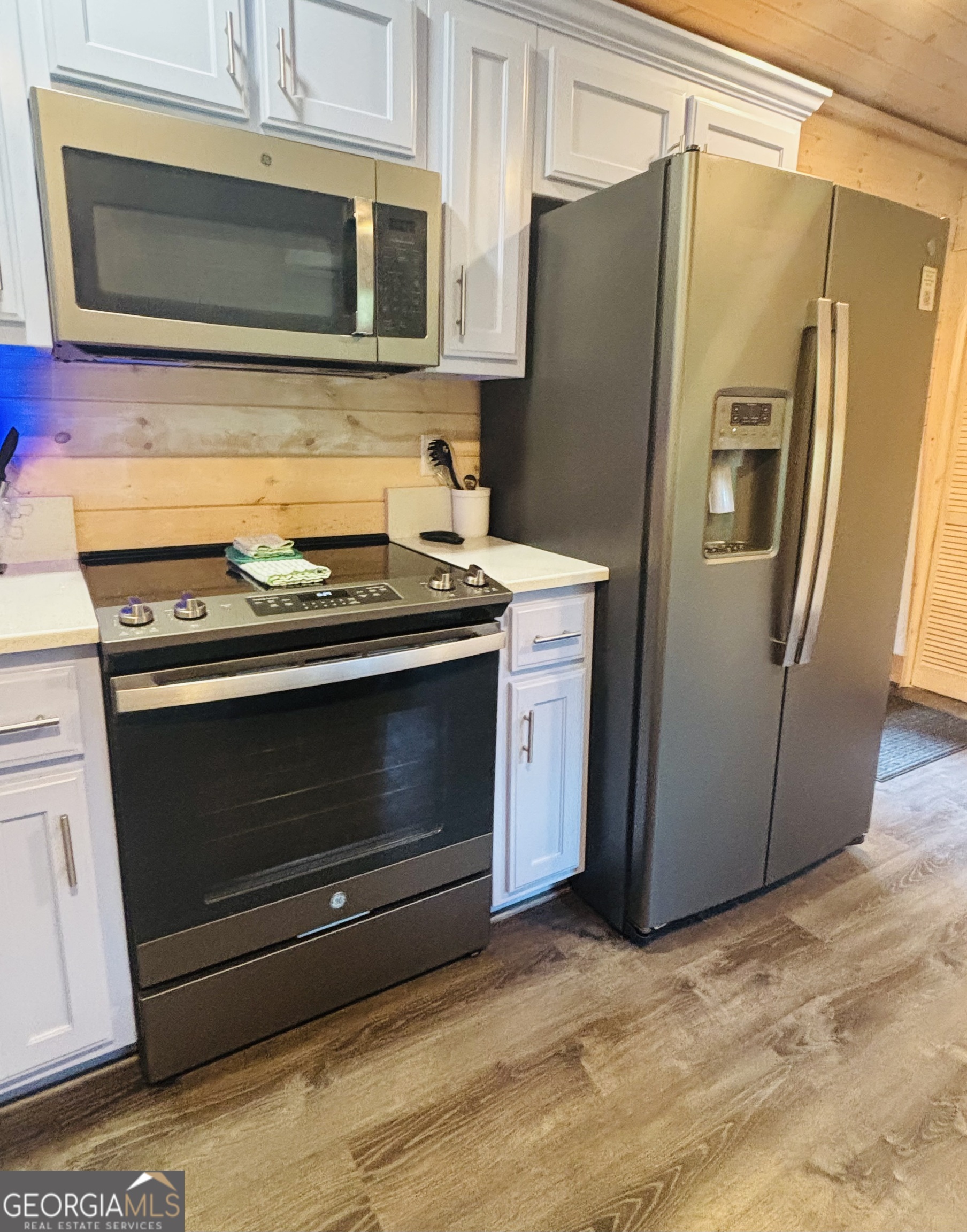 Cleveland, Georgia, 30528, United States, 1 Bedroom Bedrooms, ,1 BathroomBathrooms,Residential,For Sale,1864769