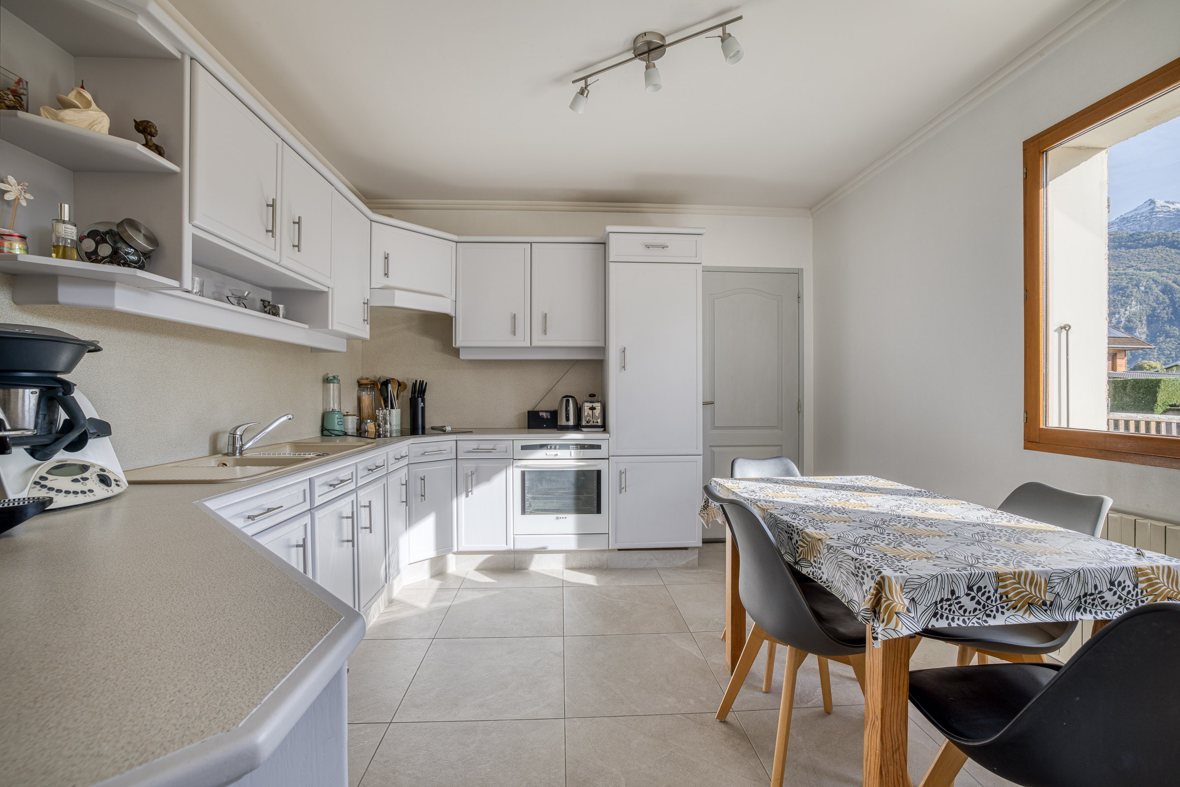  A quiet family home with unobstructed views in Doussard - 物件實景