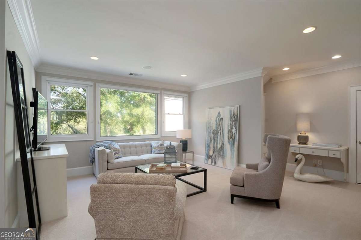 Statham, Georgia, 30666, United States, 6 Bedrooms Bedrooms, ,7 BathroomsBathrooms,Residential,For Sale,1991393