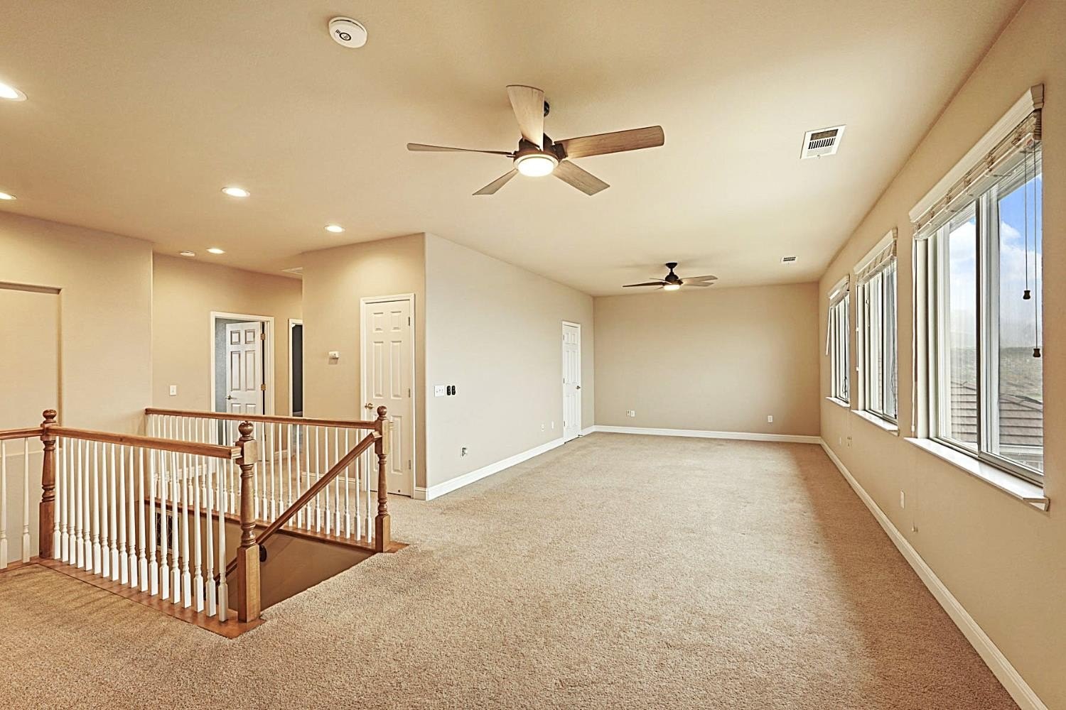 Valley Springs, California, 95252, United States, 3 Bedrooms Bedrooms, ,3 BathroomsBathrooms,Residential,For Sale,2005908