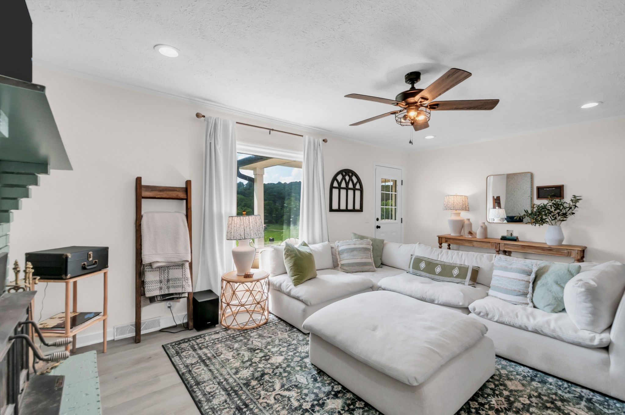  425 E Piney Rd, Dickson, TN, 37055 - 物件實景