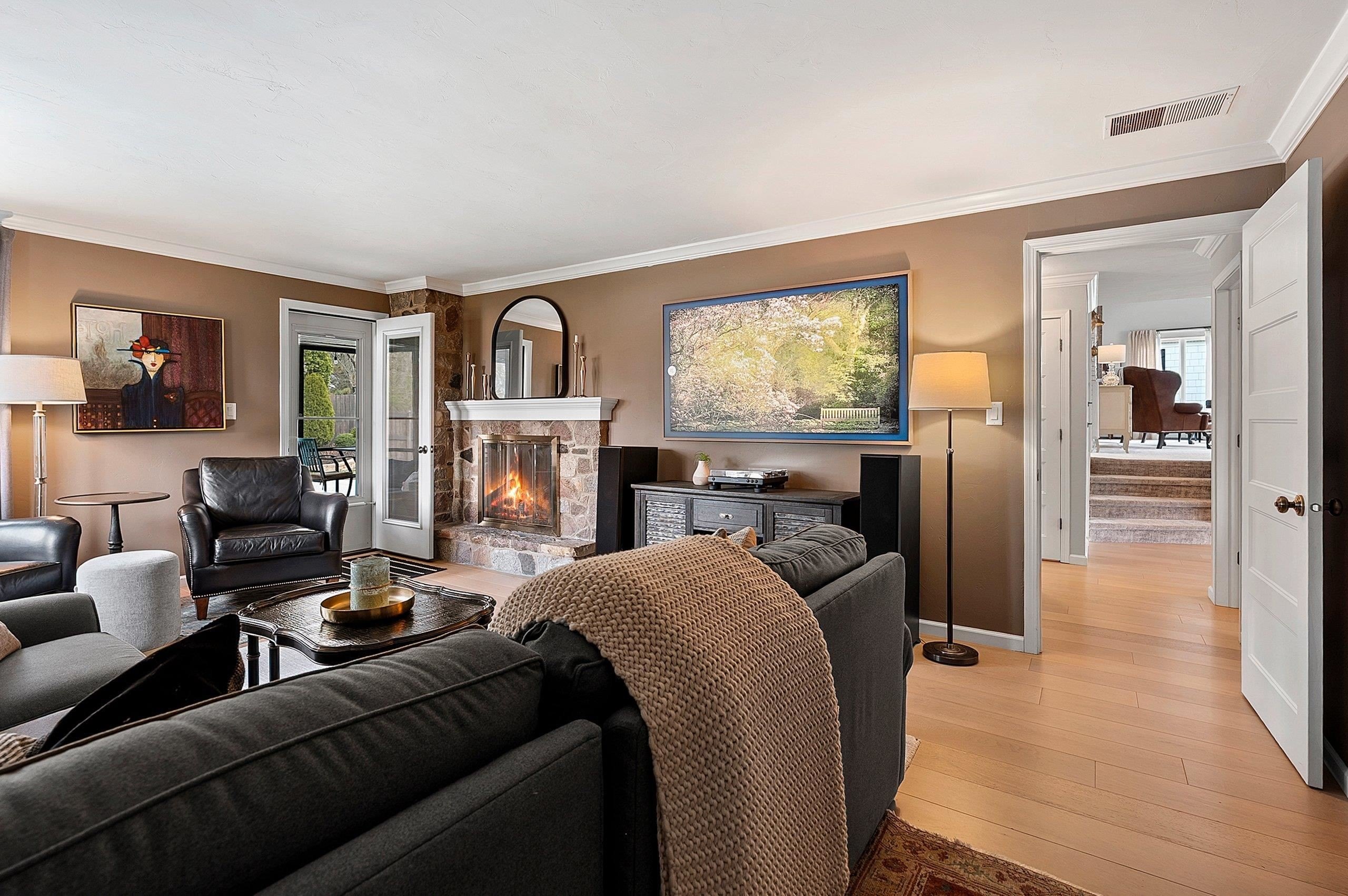 GREEN BAY, Wisconsin, 54301, United States, 4 Bedrooms Bedrooms, ,3 BathroomsBathrooms,Residential,For Sale,2048088