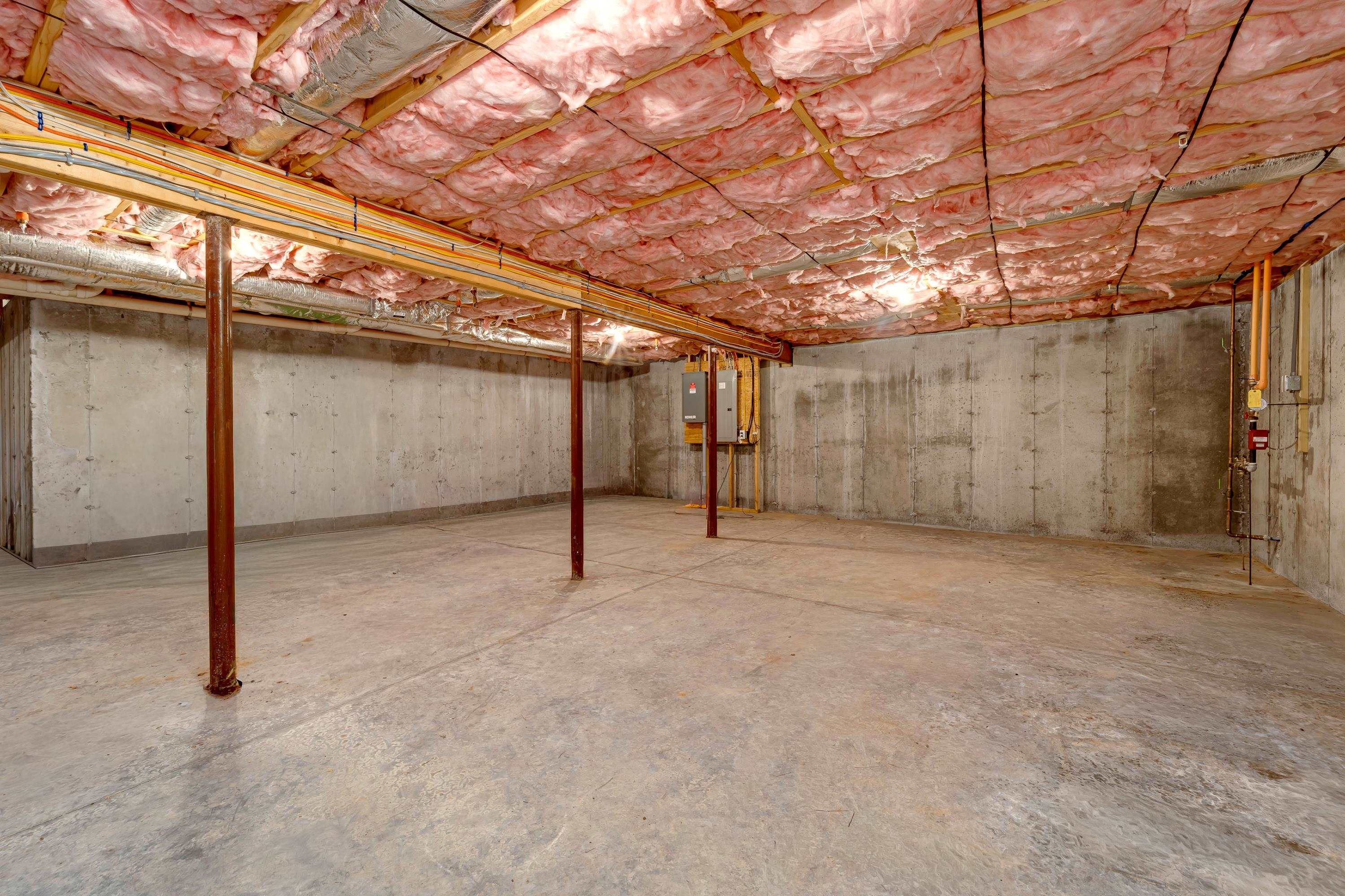 Brentwood, New Hampshire, 03833, United States, 2 Bedrooms Bedrooms, ,2 BathroomsBathrooms,Residential,For Sale,1976209