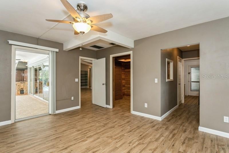 Dunedin, Florida, 34698, United States, 3 Bedrooms Bedrooms, ,2 BathroomsBathrooms,Residential,For Sale,1857306