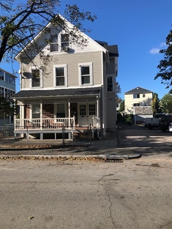 Worcester, Massachusetts, 01609, United States, 10 Bedrooms Bedrooms, ,6 BathroomsBathrooms,Residential,For Sale,2008576