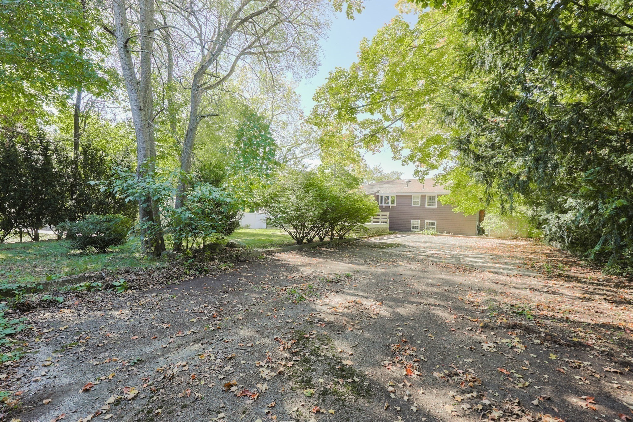 Reading, Massachusetts, 01867, United States, 3 Bedrooms Bedrooms, ,1 BathroomBathrooms,Residential,For Sale,1979486