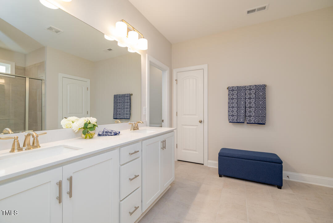 Youngsville, North Carolina, 27596, United States, 3 Bedrooms Bedrooms, ,3 BathroomsBathrooms,Residential,For Sale,1989446