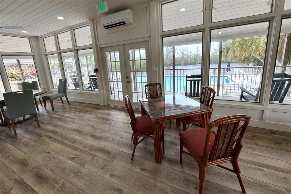 Bradenton, Florida, 34210, United States, 2 Bedrooms Bedrooms, ,3 BathroomsBathrooms,Residential,For Sale,1793424