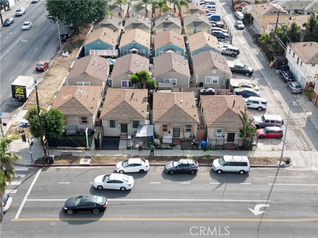 Los Angeles, California, 90047, United States, 8 Bedrooms Bedrooms, ,Residential,For Sale,1865127