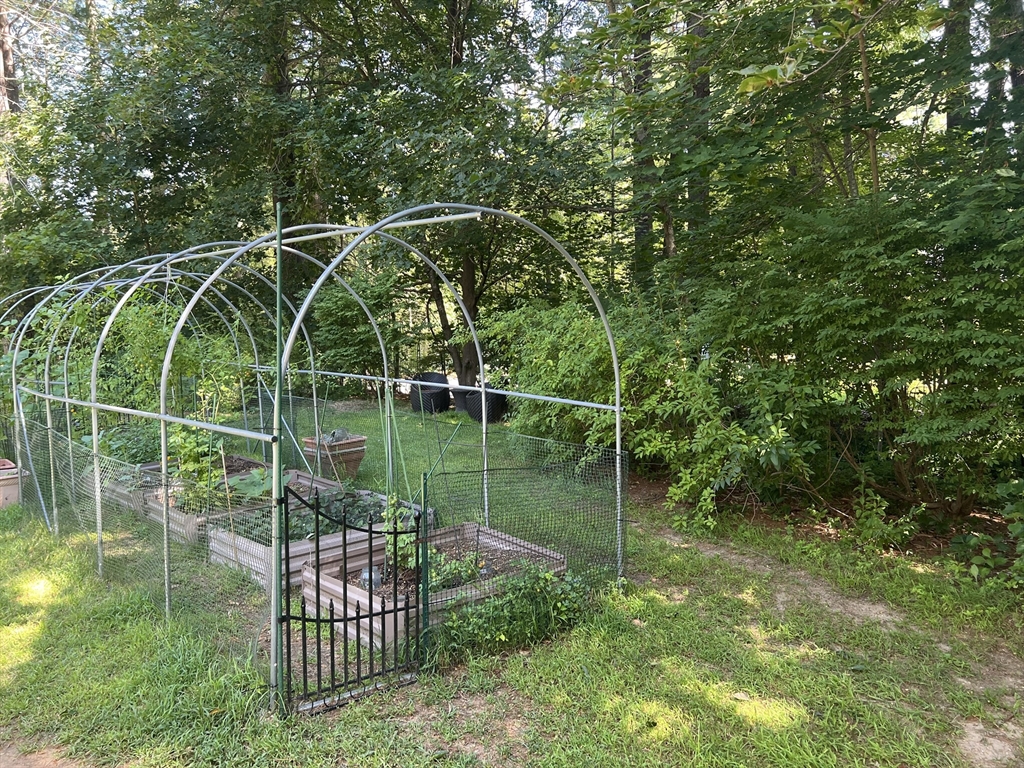 Windham, New Hampshire, 03087, United States, 3 Bedrooms Bedrooms, ,2 BathroomsBathrooms,Residential,For Sale,1939744
