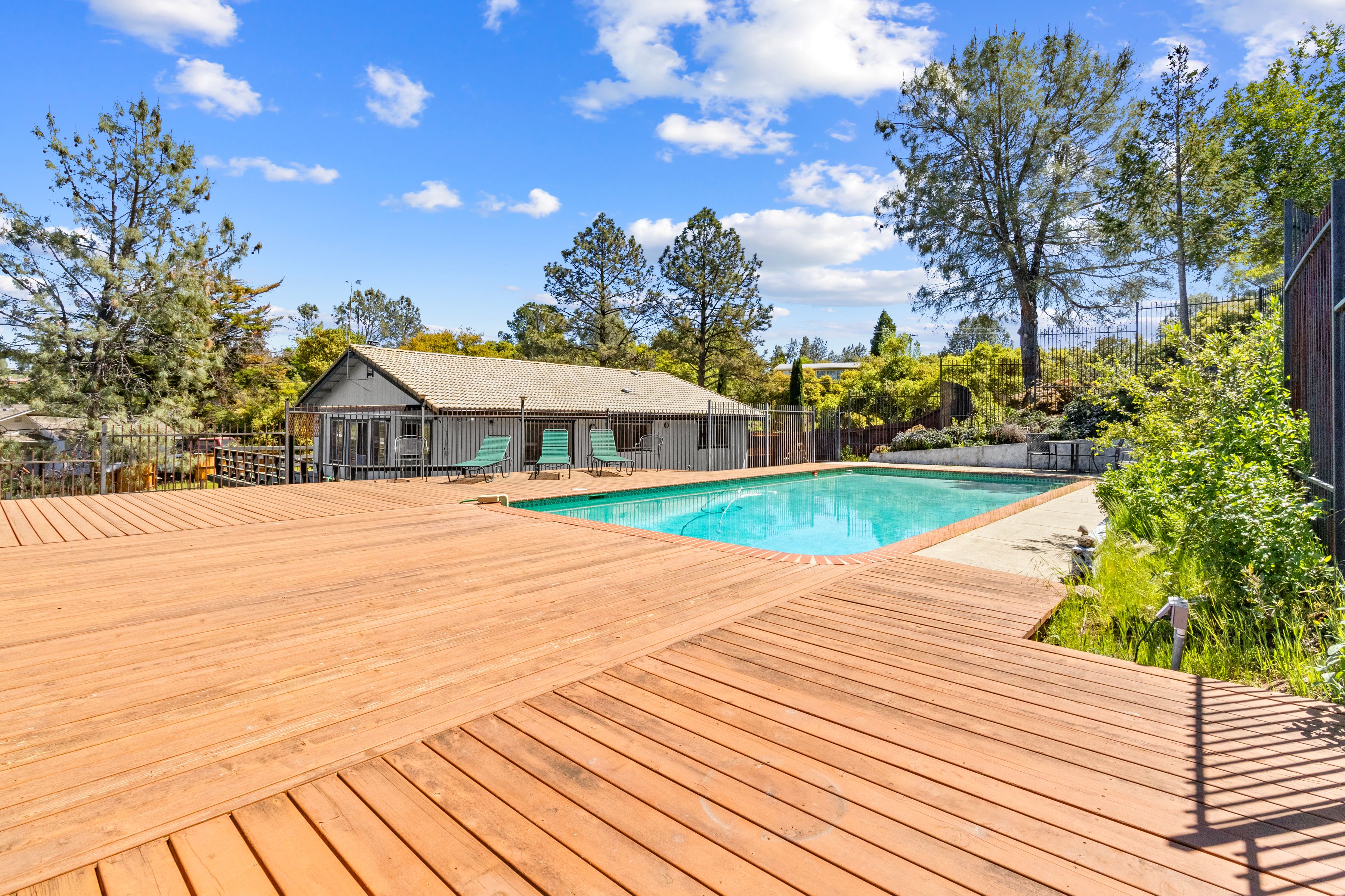  4805 Hawaina Way - 物件實景