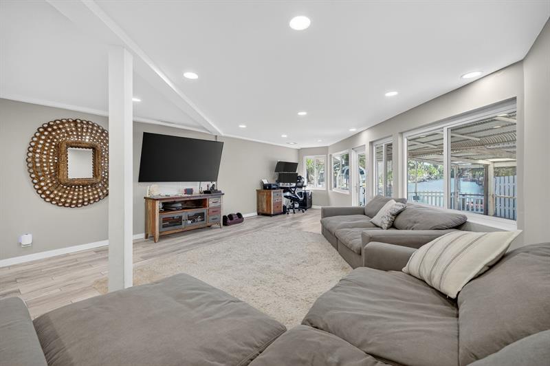 Oakland Park, Florida, 33334, United States, 3 Bedrooms Bedrooms, ,2 BathroomsBathrooms,Residential,For Sale,1986297