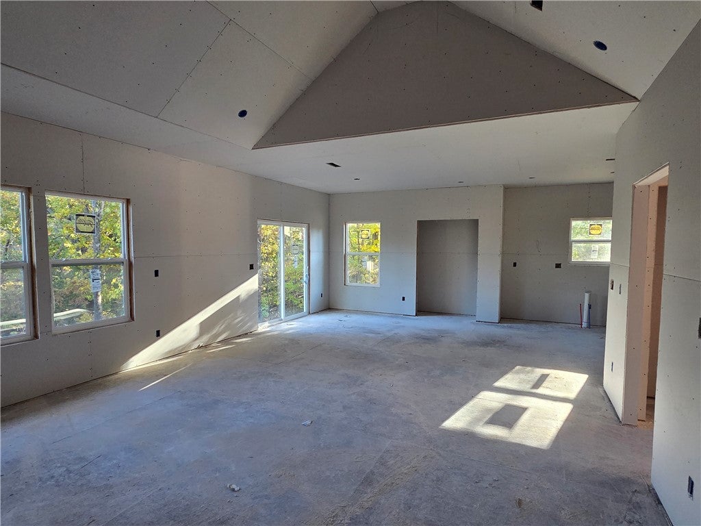 Bella Vista, Arkansas, 72715, United States, 3 Bedrooms Bedrooms, ,3 BathroomsBathrooms,Residential,For Sale,1996928