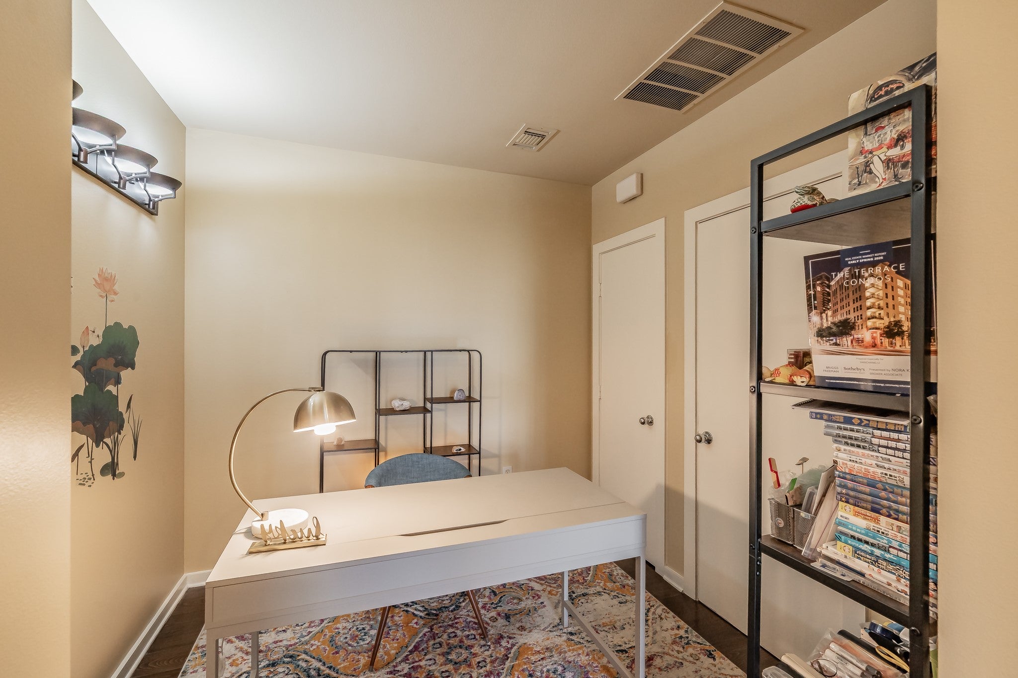 Dallas, Texas, 75219, United States, 2 Bedrooms Bedrooms, ,2 BathroomsBathrooms,Residential,For Sale,1983797