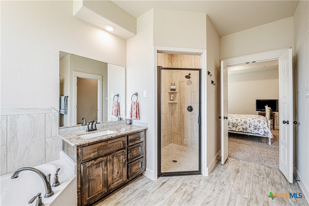 Belton, Texas, 76513, United States, 4 Bedrooms Bedrooms, ,3 BathroomsBathrooms,Residential,For Sale,1807693