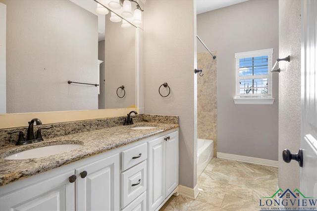 Longview, Texas, 75602, United States, 4 Bedrooms Bedrooms, ,3 BathroomsBathrooms,Residential,For Sale,1970791