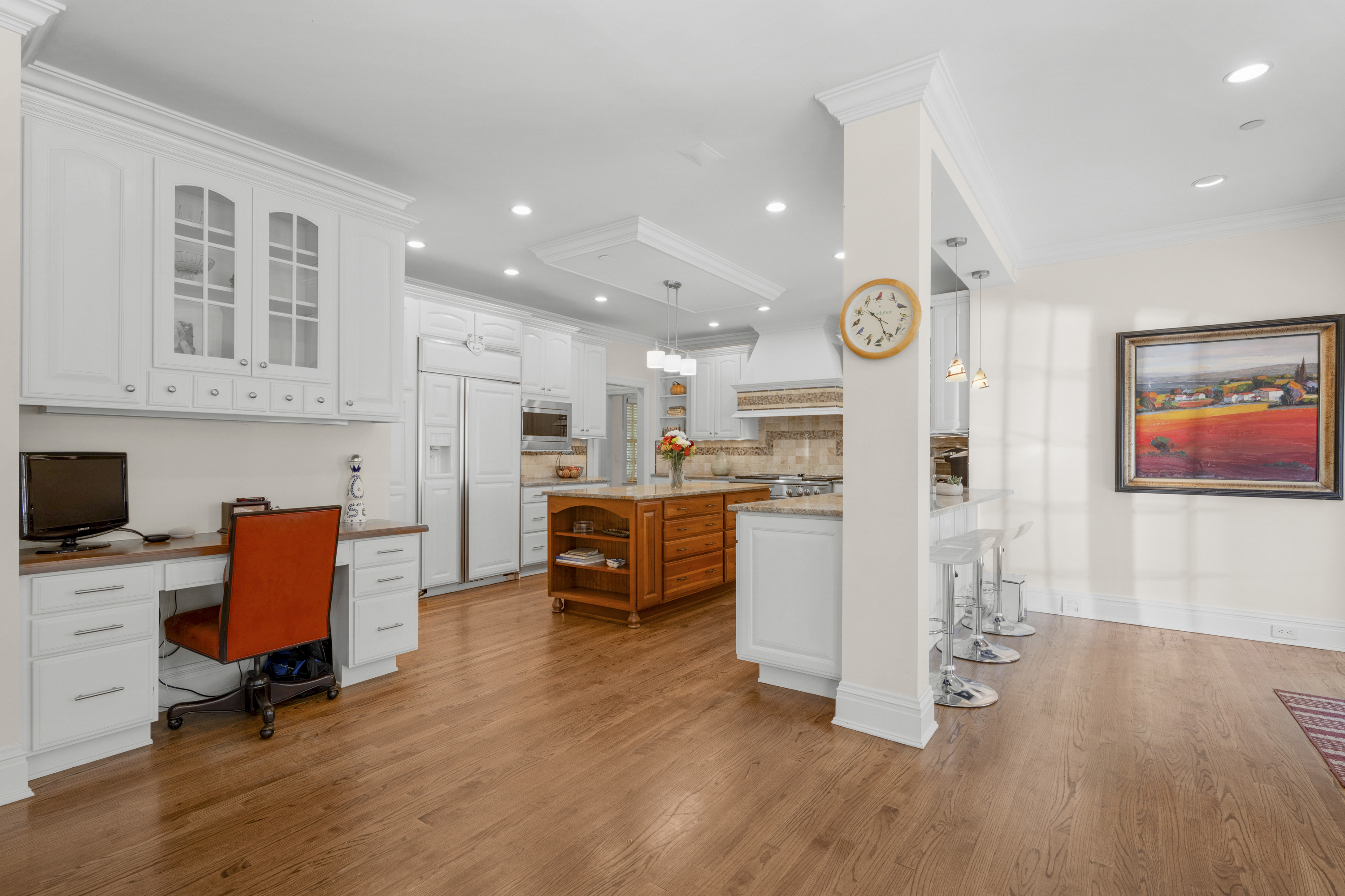  Elegant Larchmont Colonial - 物件實景