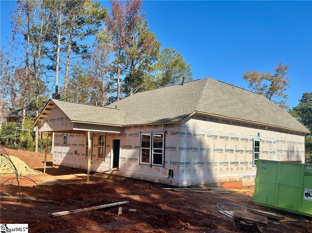 Seneca, South Carolina, 29678, United States, 3 Bedrooms Bedrooms, ,3 BathroomsBathrooms,Residential,For Sale,1992138