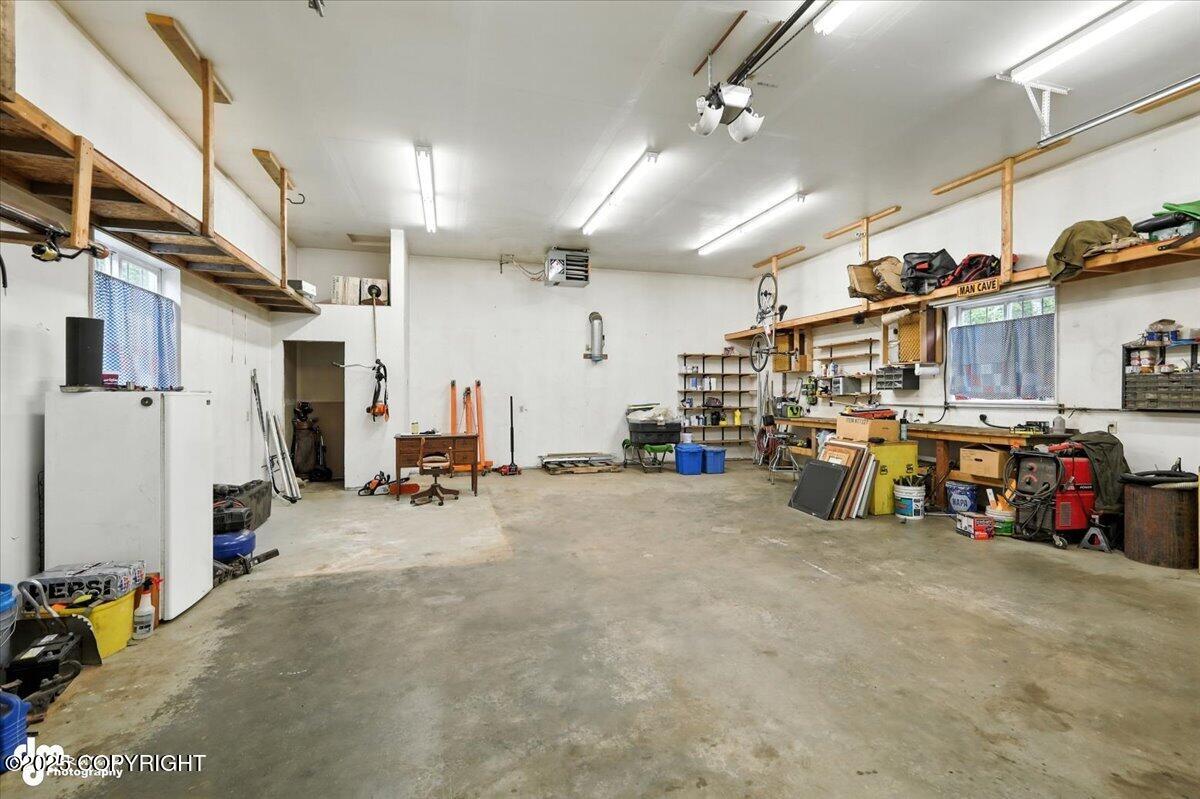 Wasilla, Alaska, 99654, United States, 5 Bedrooms Bedrooms, ,4 BathroomsBathrooms,Residential,For Sale,1974531