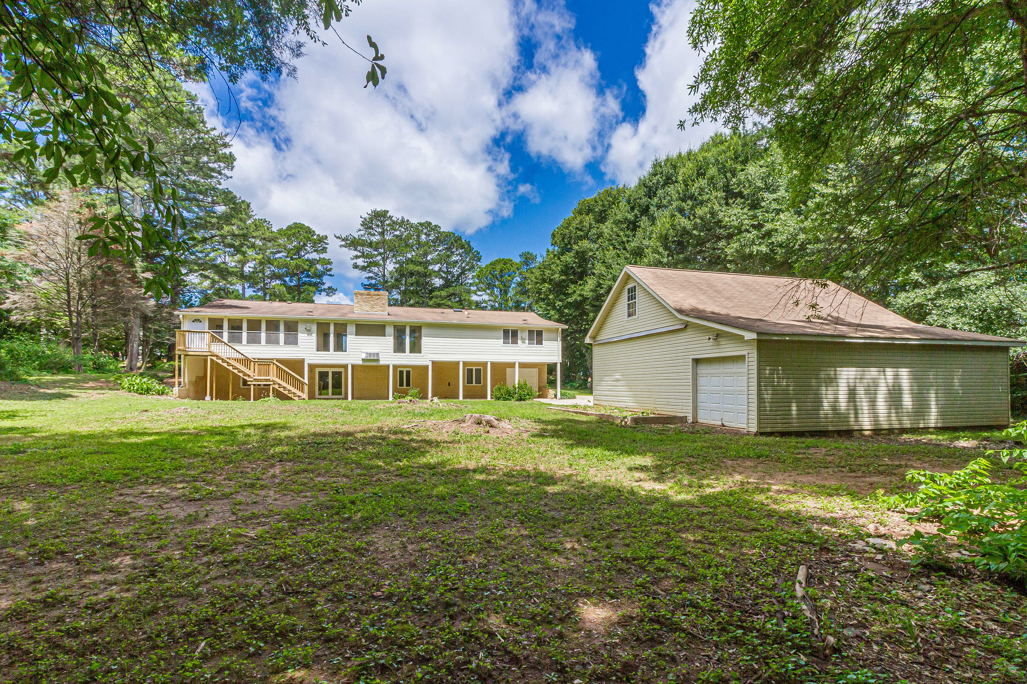  Stunning Fully Renovated Ranch - 物件實景
