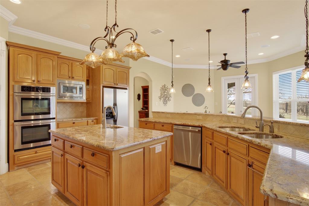 Grand Prairie, Texas, 75104, United States, 4 Bedrooms Bedrooms, ,5 BathroomsBathrooms,Residential,For Sale,2018050