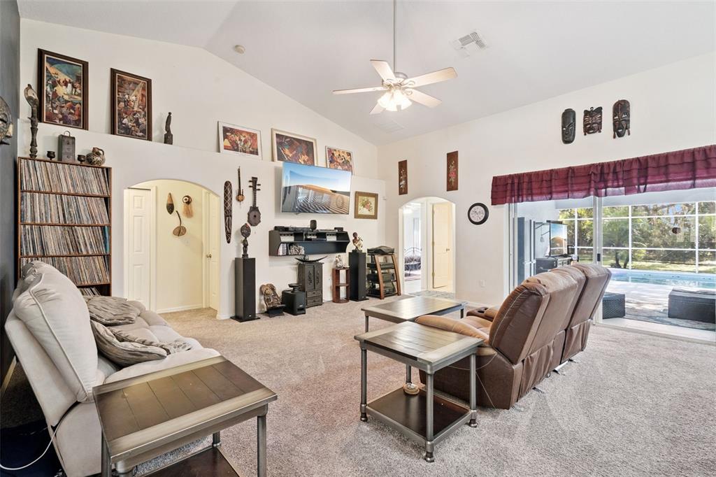 St Cloud, Florida, 34771, United States, 4 Bedrooms Bedrooms, ,3 BathroomsBathrooms,Residential,For Sale,1961113