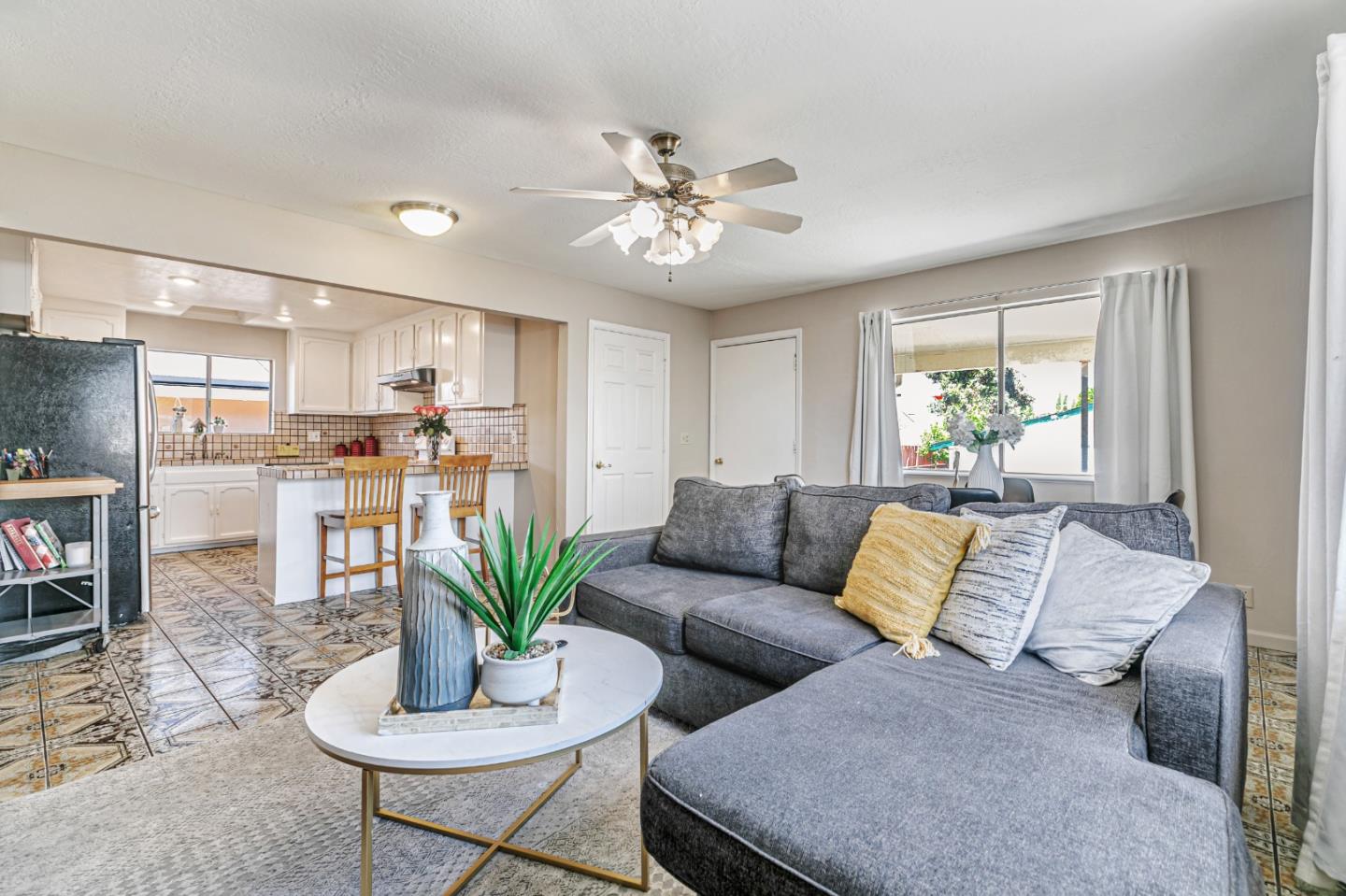 San Jose, California, 95116, United States, 3 Bedrooms Bedrooms, ,2 BathroomsBathrooms,Residential,For Sale,1903295