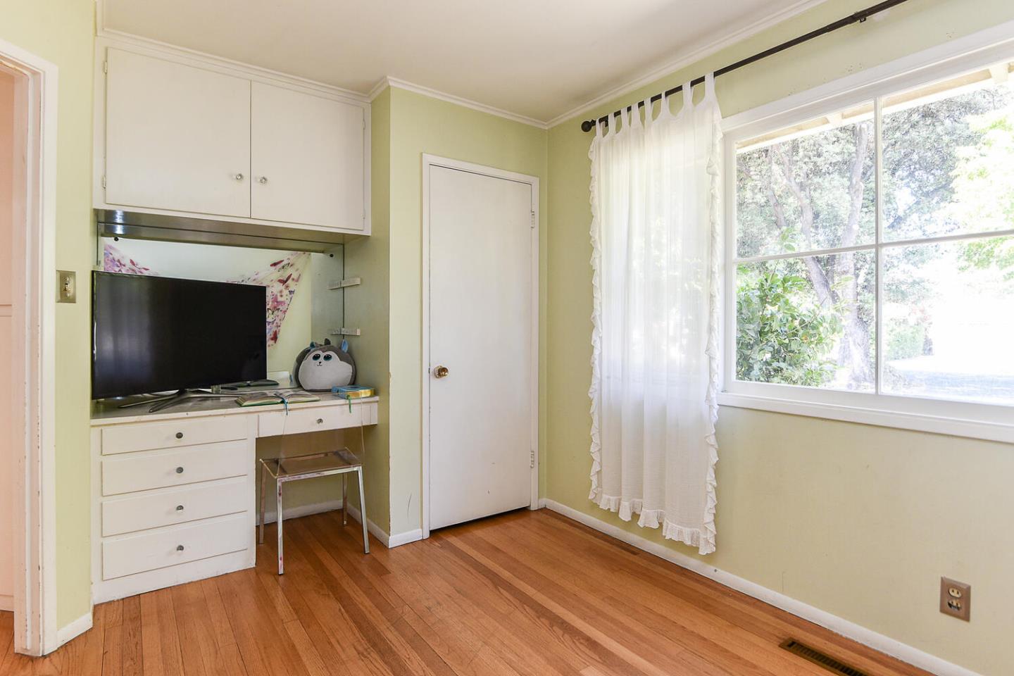 San Jose - Willow Glen, California, 95125, United States, 3 Bedrooms Bedrooms, ,2 BathroomsBathrooms,Residential,For Sale,1740132