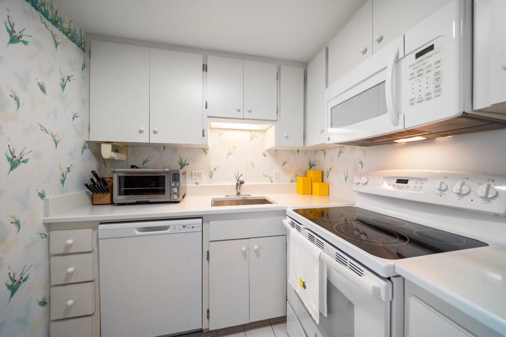 Belleair, Florida, 33756, United States, 3 Bedrooms Bedrooms, ,2 BathroomsBathrooms,Residential,For Sale,1793100