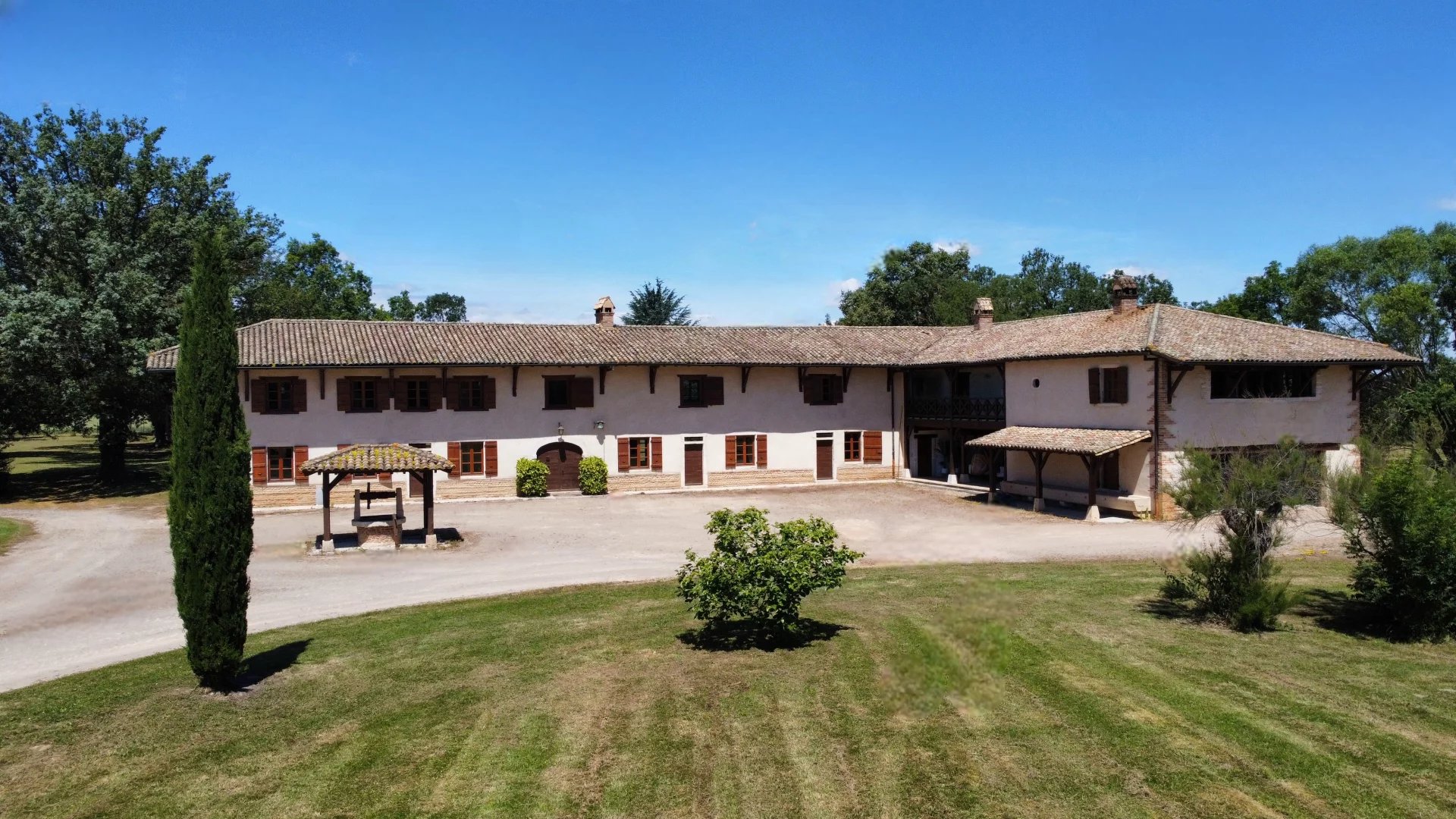 Villars-les-Dombes, Auvergne-Rhône-Alpes, 01330, FR, 7 Bedrooms Bedrooms, ,16 BathroomsBathrooms,Residential,For Sale,1994546